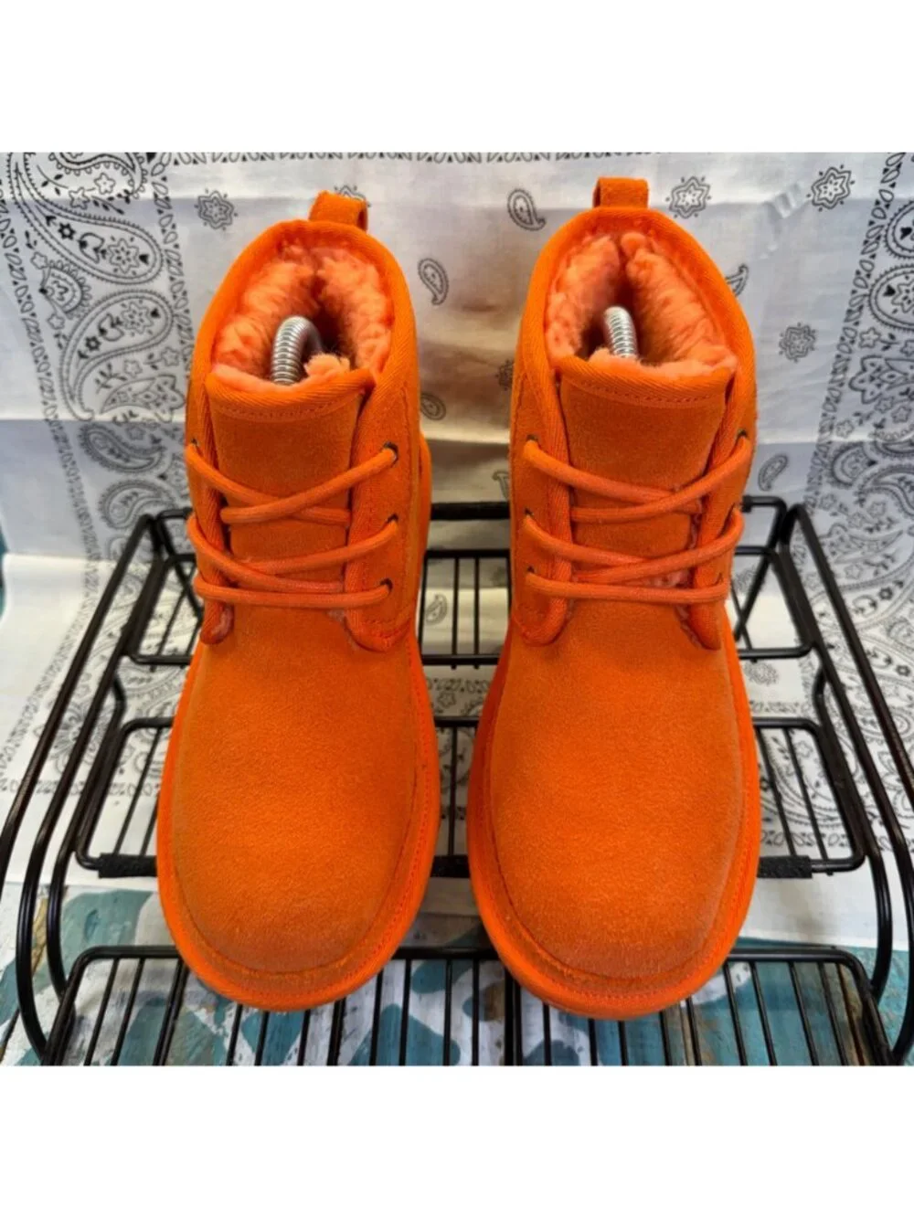 UGG Neumel II RARE Orange Suede Chukka Ankle Boot Youth 3/Womans 4.5 Worn 2X